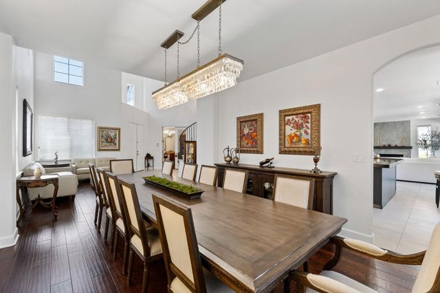 9544 N Larkspur Avenue, Fresno, CA 93720