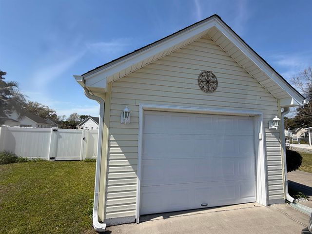 1806 Gypsy Ct., Surfside Beach, SC 29575