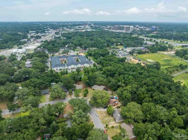 6108 Walton St, Pensacola, FL 32503