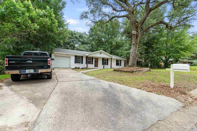 6108 Walton St, Pensacola, FL 32503