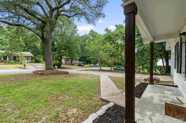 6108 Walton St, Pensacola, FL 32503