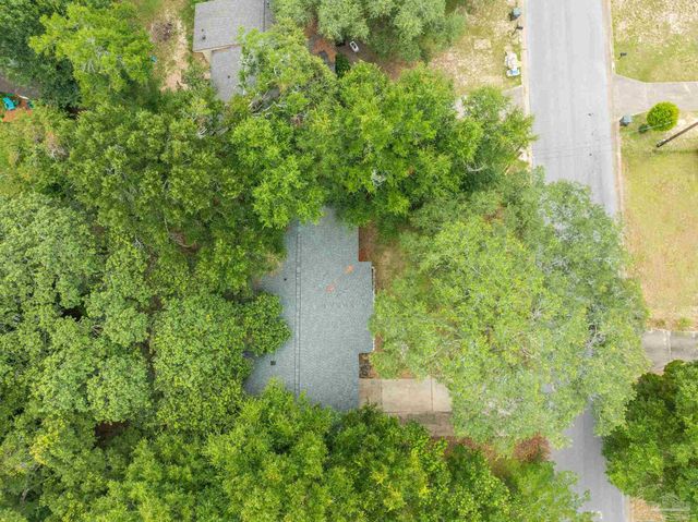 6108 Walton St, Pensacola, FL 32503