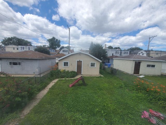 4158 W Wellington Avenue, Chicago, IL 60641
