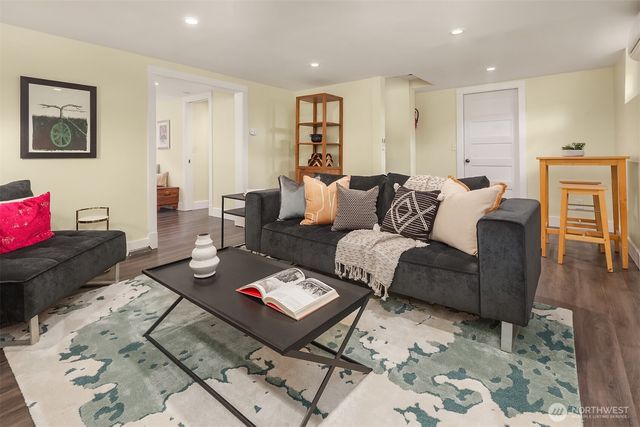 4858 S Orcas Street, Seattle, WA 98118