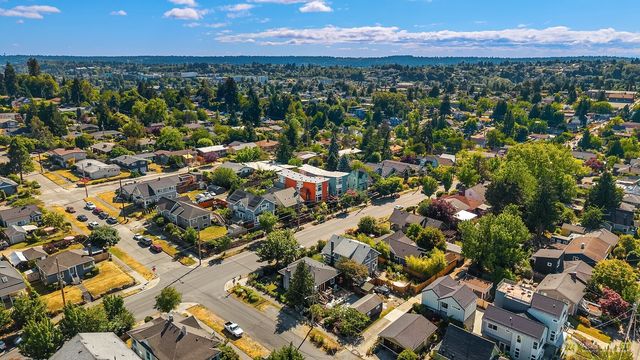 4858 S Orcas Street, Seattle, WA 98118