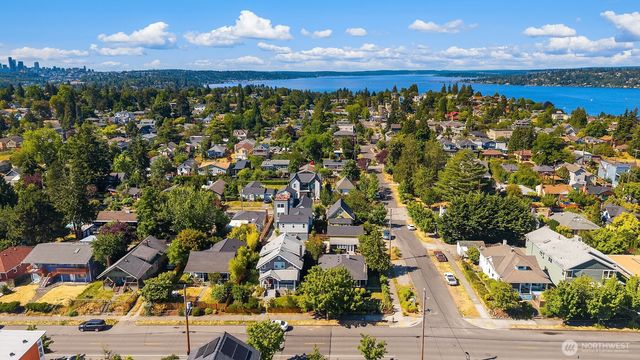 4858 S Orcas Street, Seattle, WA 98118
