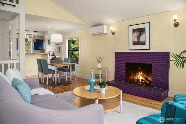 4858 S Orcas Street, Seattle, WA 98118