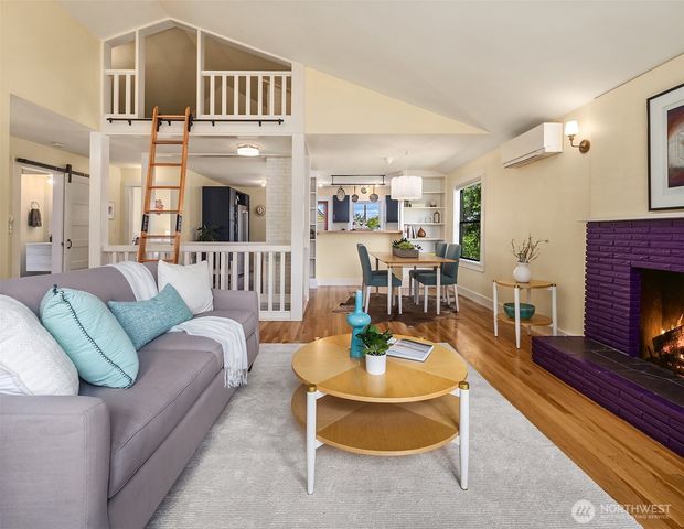 4858 S Orcas Street, Seattle, WA 98118