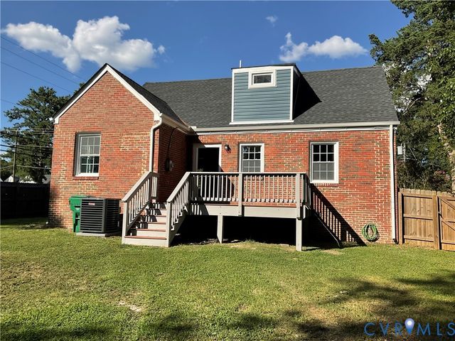 1874 Sherwood Rd, Petersburg, VA 23805