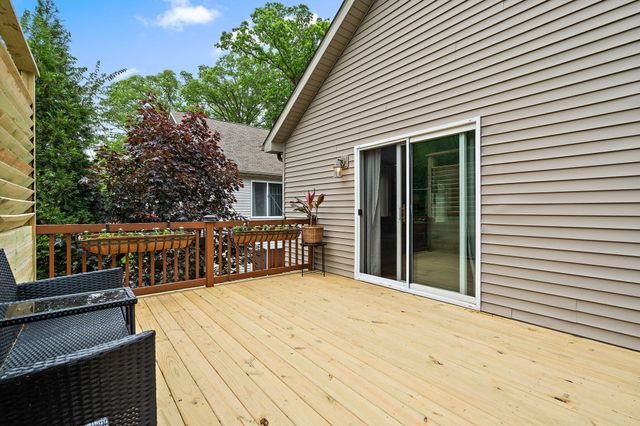 5407 Marigold Lane, Valparaiso, IN 46383