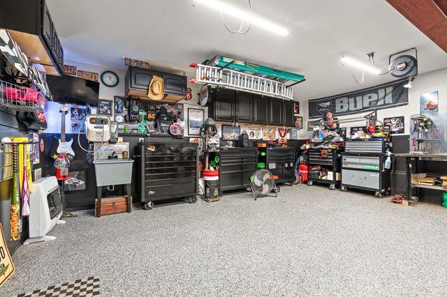 5407 Marigold Lane, Valparaiso, IN 46383