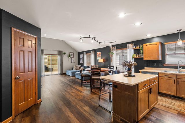 5407 Marigold Lane, Valparaiso, IN 46383