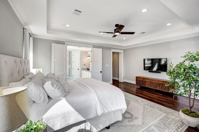 1227 Waverly Street, Houston, TX 77008