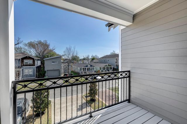 1227 Waverly Street, Houston, TX 77008