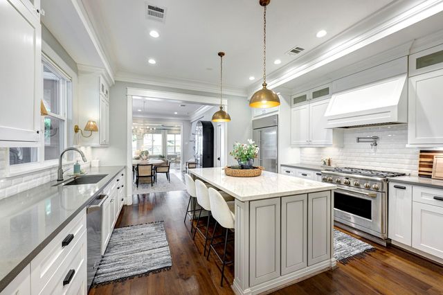 1227 Waverly Street, Houston, TX 77008