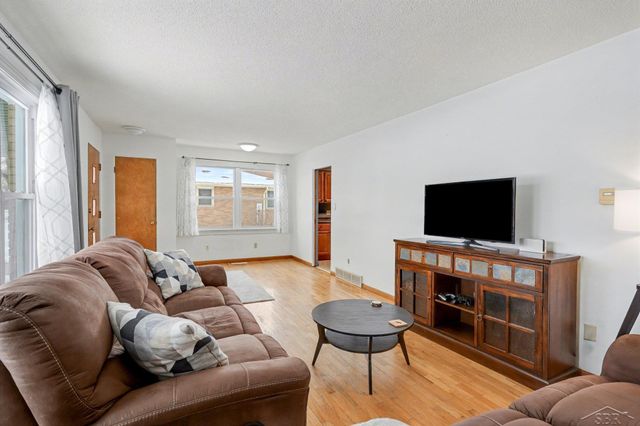 1308 N Dewitt Street, Bay City, MI 48706