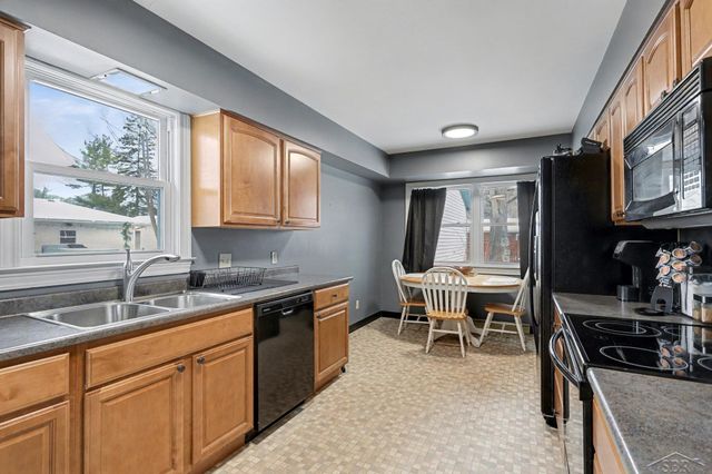 1308 N Dewitt Street, Bay City, MI 48706