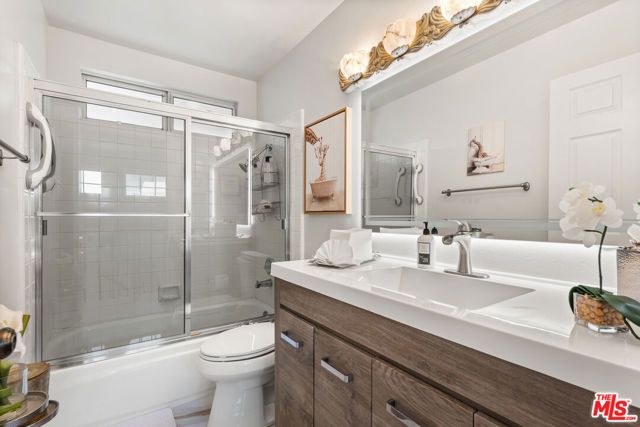 7282 Woodvale Court, West Hills (los Angeles), CA 91307