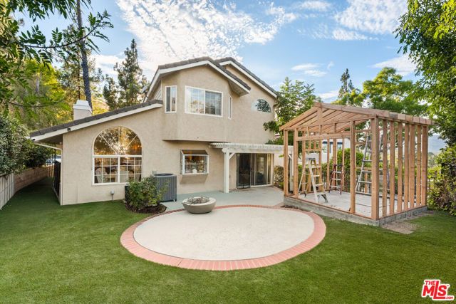 7282 Woodvale Court, West Hills (los Angeles), CA 91307