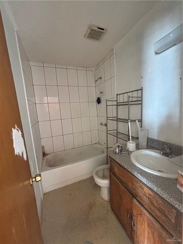 3117 S Spanish Palms Drive, Mercedes, TX 78570