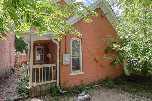 3031 17th Avenue S, Minneapolis, MN 55407