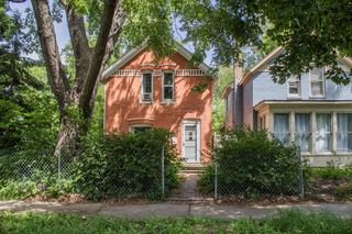 3031 17th Avenue S, Minneapolis, MN 55407