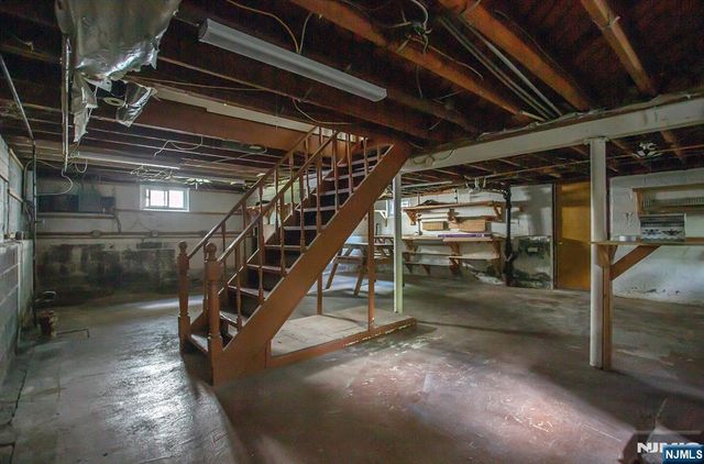 102 Island Avenue, Little Falls, NJ 07424