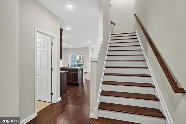 302 MILTON STAMP DR, Glen Mills, PA 19342