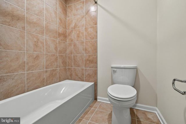 302 MILTON STAMP DR, Glen Mills, PA 19342