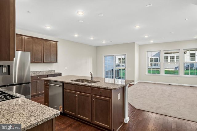 302 MILTON STAMP DR, Glen Mills, PA 19342