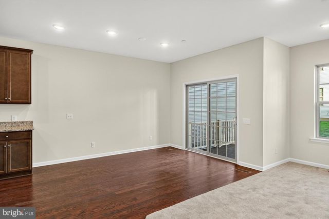 302 MILTON STAMP DR, Glen Mills, PA 19342