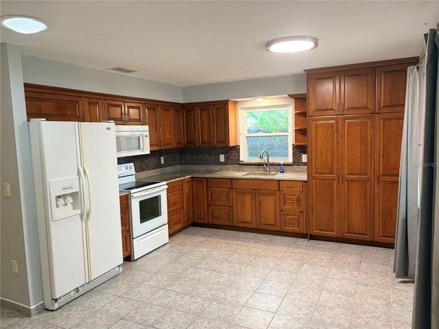 6010 TENNESSEE AVENUE, New Port Richey, FL 34653