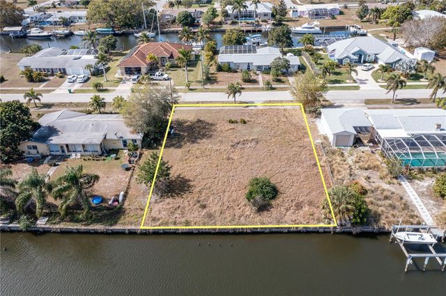 109 BALDWIN COURT SE, Port Charlotte, FL 33952