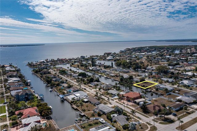 109 BALDWIN COURT SE, Port Charlotte, FL 33952