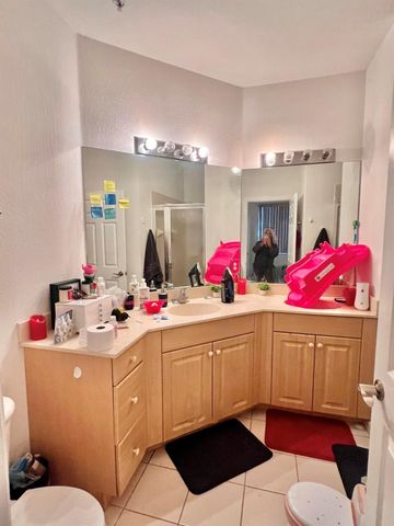2010 Freeport Lane 4104, Riviera Beach, FL 33404