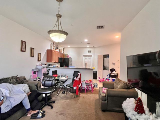 2010 Freeport Lane 4104, Riviera Beach, FL 33404