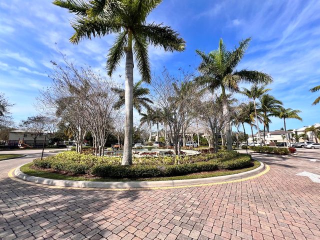 2010 Freeport Lane 4104, Riviera Beach, FL 33404