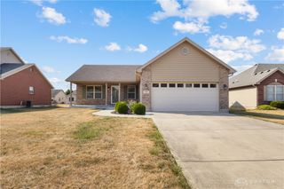 380 Clear Springs Court, Franklin, OH 45005