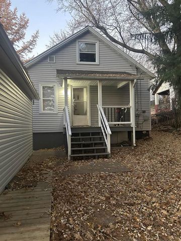 1009 FOREST STREET, Wausau, WI 54403