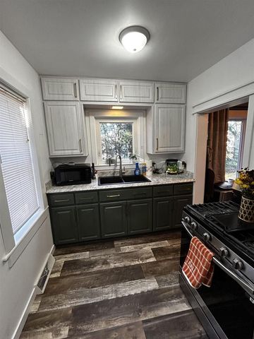 1009 FOREST STREET, Wausau, WI 54403