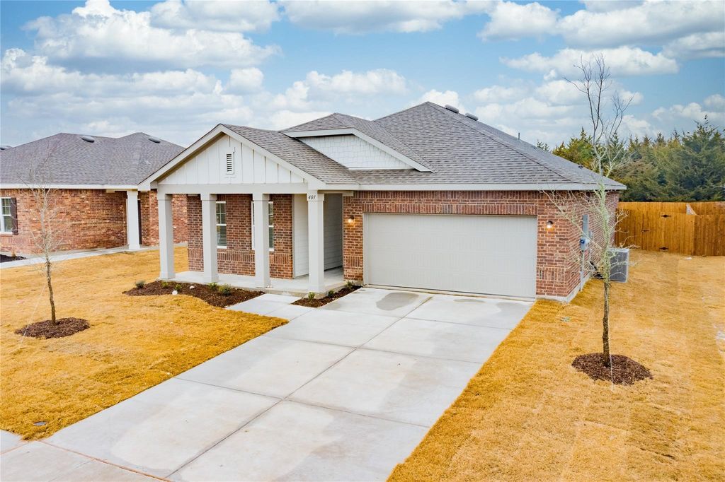 401 Indian Creek, Anna, TX 75409