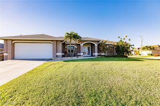 1156 SW 44th TER, Cape Coral, FL 33914