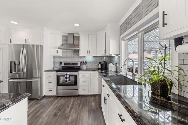 34124 Village 34, Camarillo, CA 93012