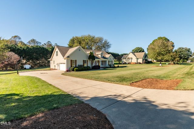 2100 Black Walnut Farm Road, Hillsborough, NC 27278