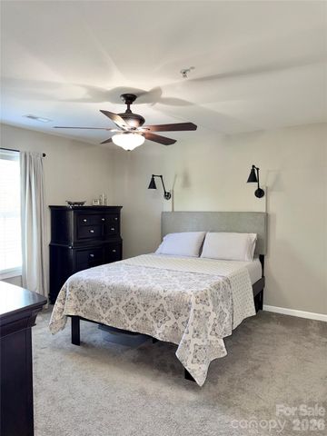3991 Town Center Road, Harrisburg, NC 28075