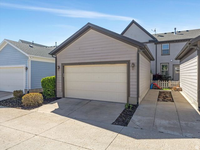 10623 S TOPVIEW RD, South Jordan, UT 84009
