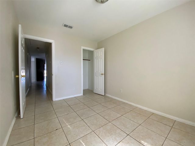 1816 Bessie Street, Fort Worth, TX 76104