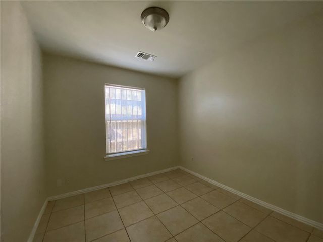1816 Bessie Street, Fort Worth, TX 76104