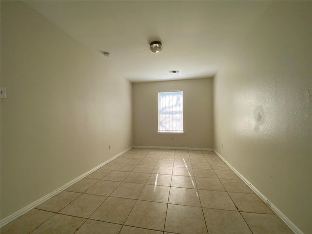 1816 Bessie Street, Fort Worth, TX 76104