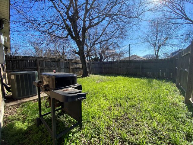 1816 Bessie Street, Fort Worth, TX 76104